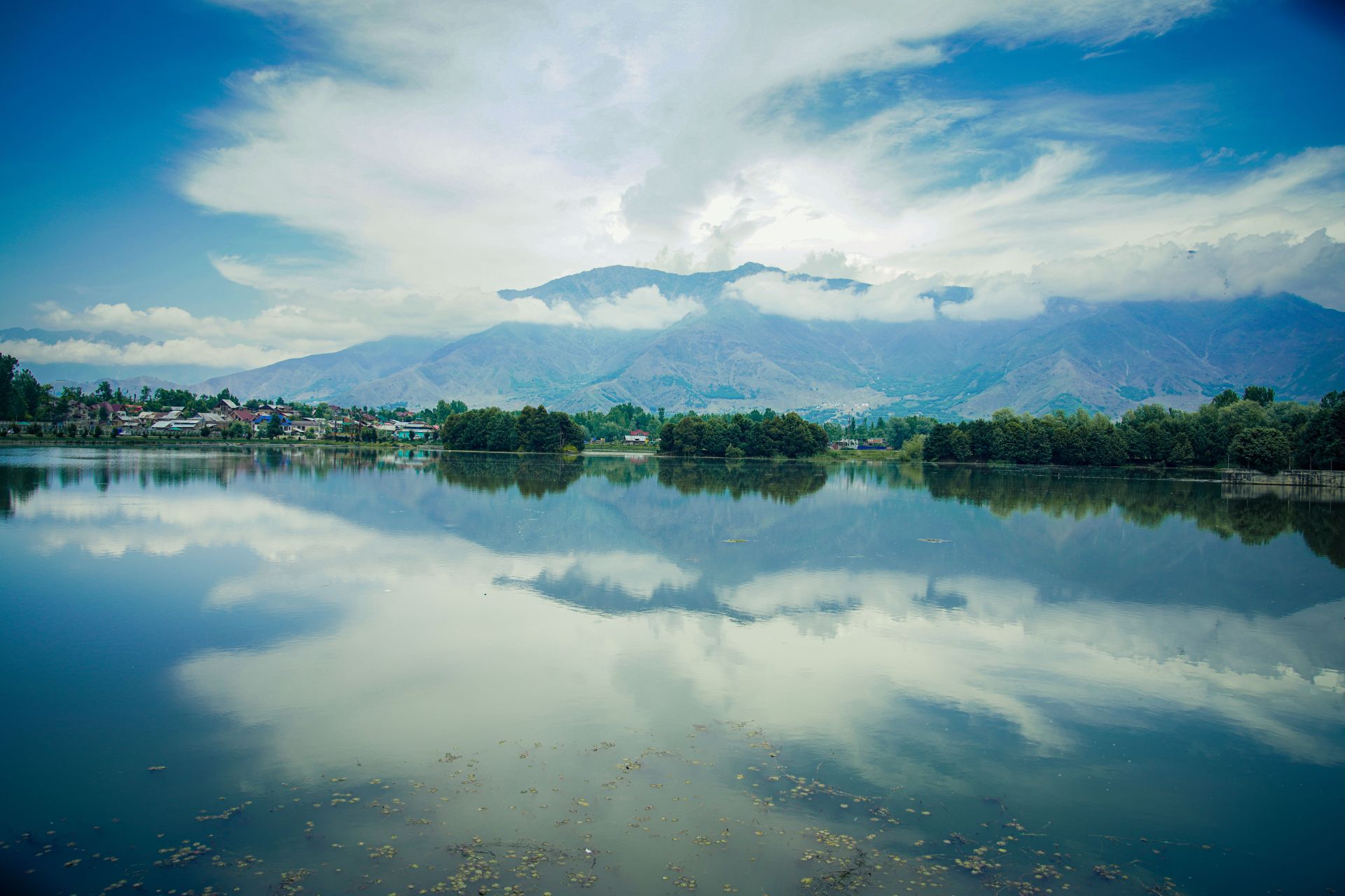 Kashmir (Ex-Srinagar) [Heaven on Earth... Kashmir]